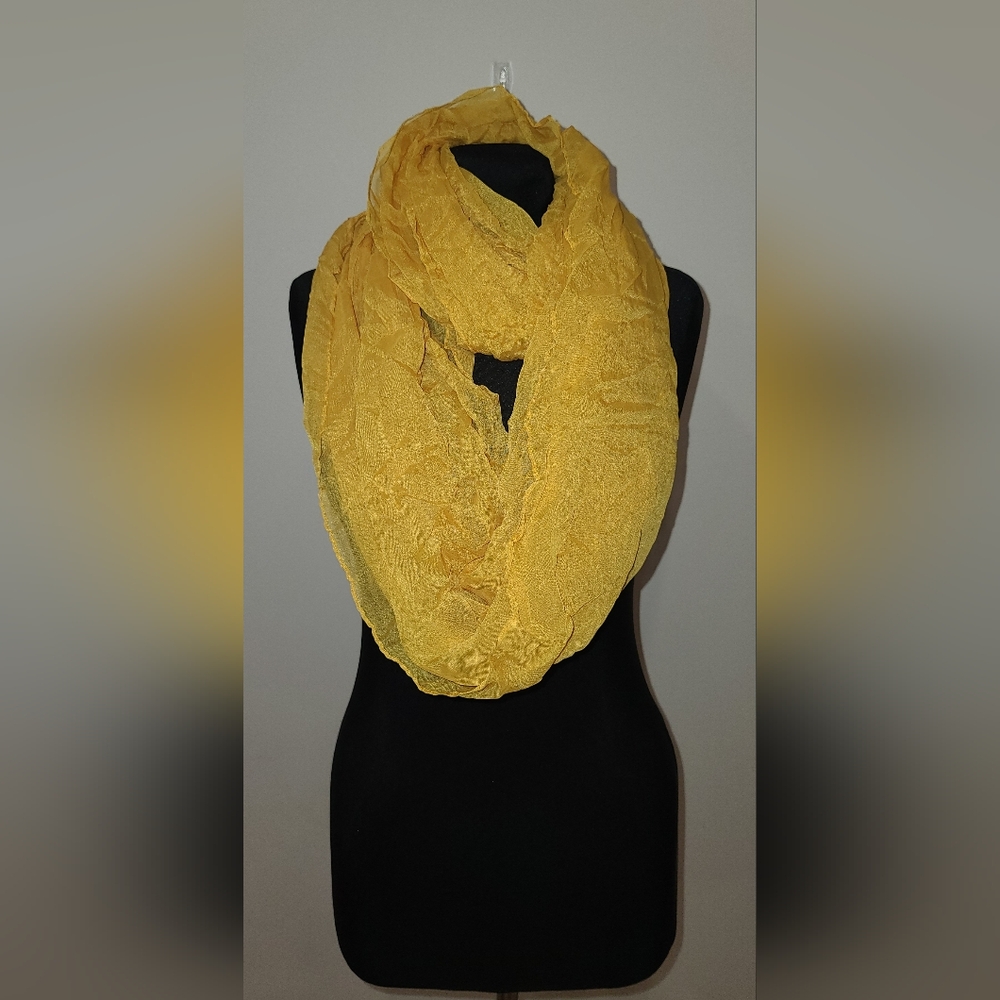 Yellow chiffon snood